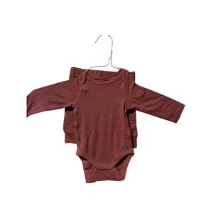 Modern Moments by Gerber Newborn Ribbed Bodysuit and Pants Set Dark Pink